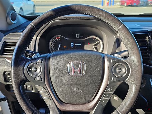 Used 2022 Honda Ridgeline RTL-E image 21