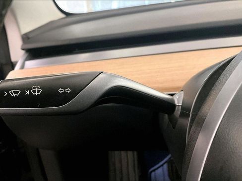 Used 2018 Tesla Model 3 Performance image 30