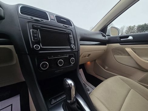 Used 2014 Volkswagen Jetta SE image 21