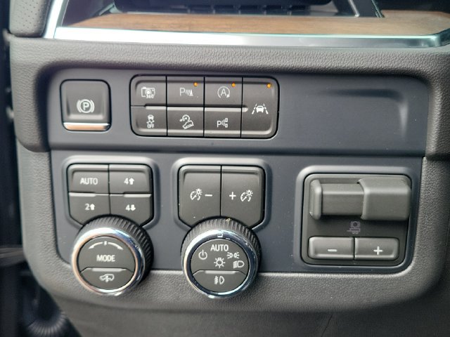 New 2026 Chevrolet Tahoe High Country AWD/4WD image 22