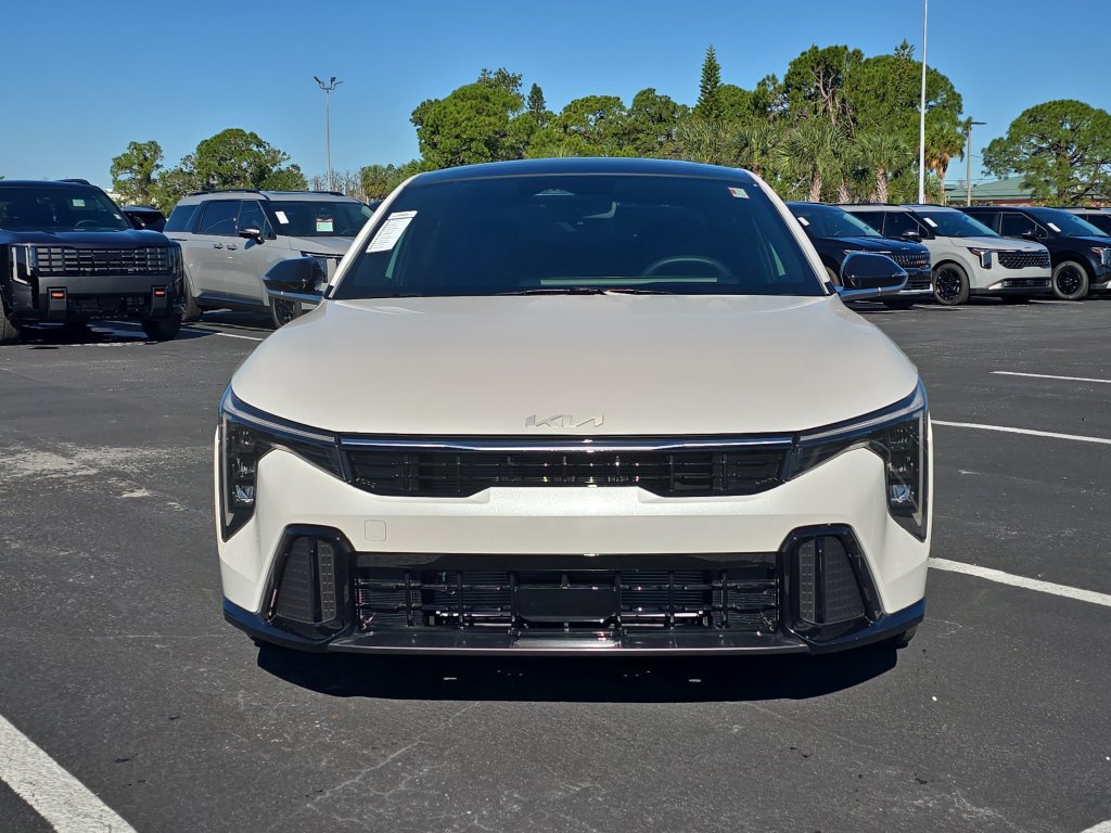 New 2026 Kia K4 GT-Line w/ GT-Line Premium Package FWD image 3