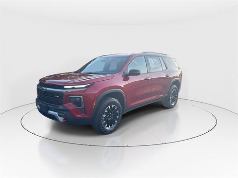 Used 2024 Chevrolet Traverse Z71 w/ LPO, Floor Liner Package image 4