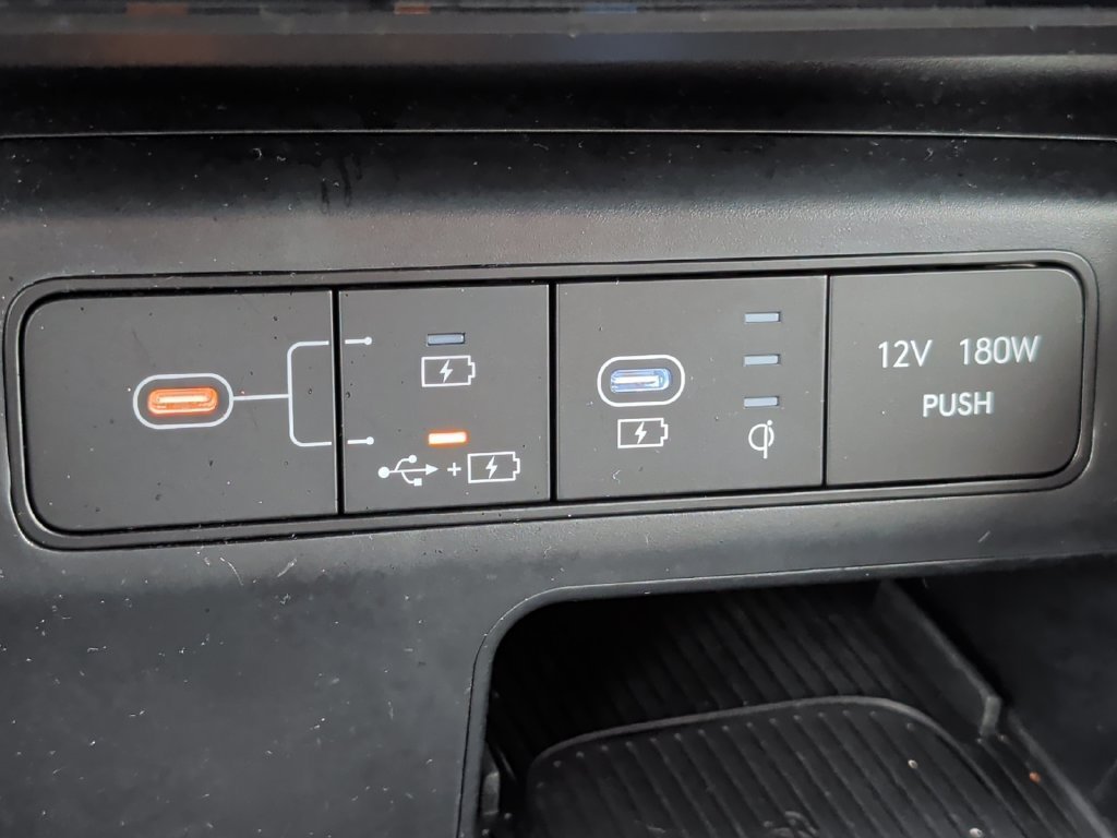 Used 2025 Hyundai Tucson SEL AWD/4WD image 28