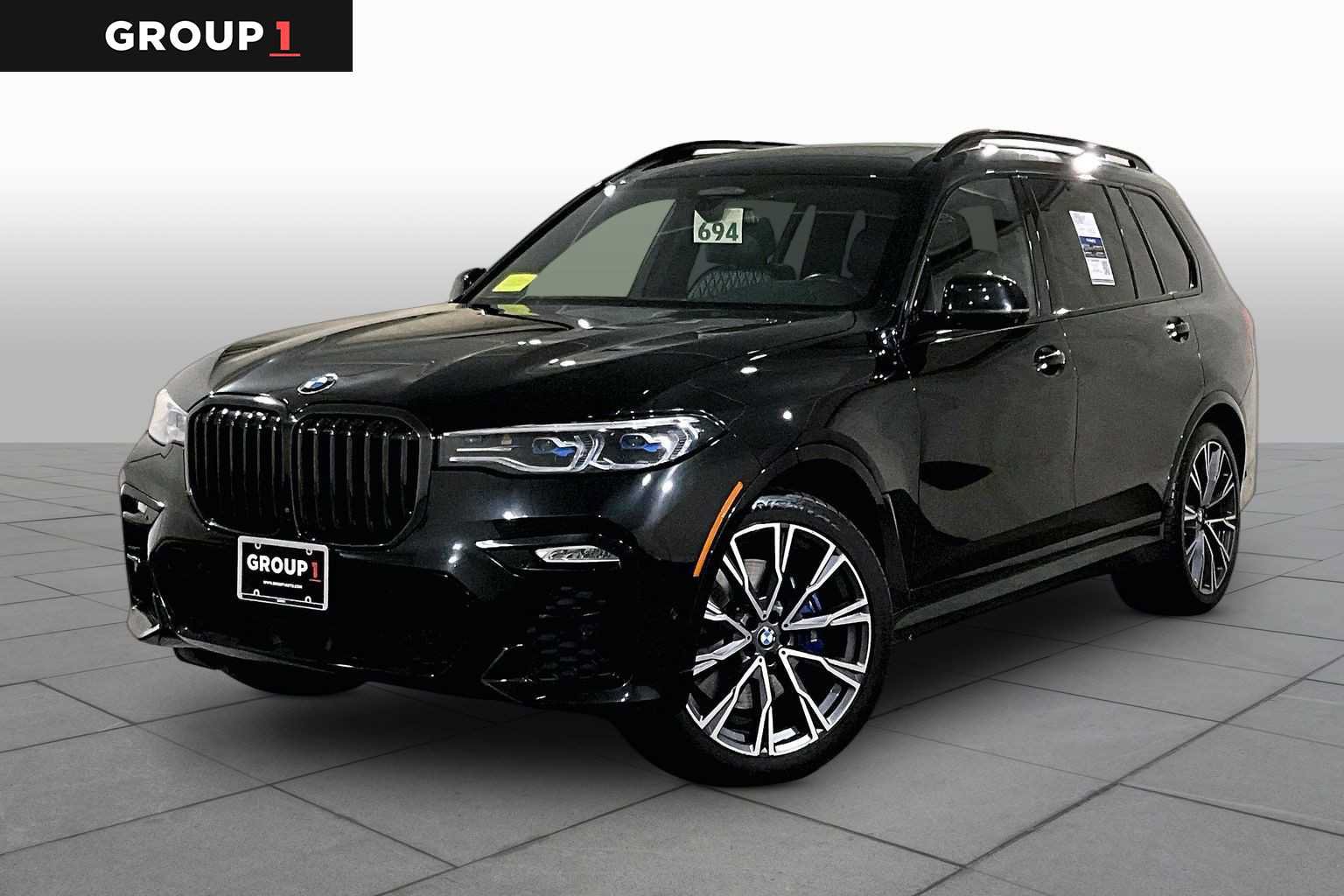 Used 2022 BMW X7 M50i AWD/4WD image 1