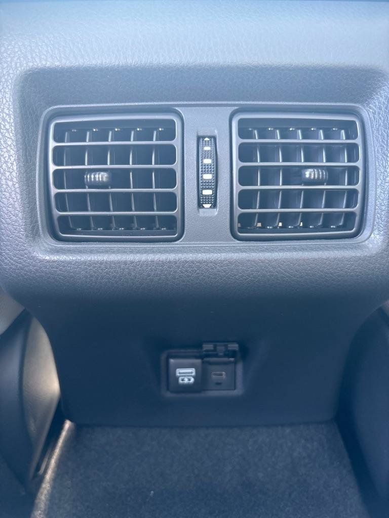 Used 2026 Toyota Camry XLE w/ Premium Plus Package FWD image 27
