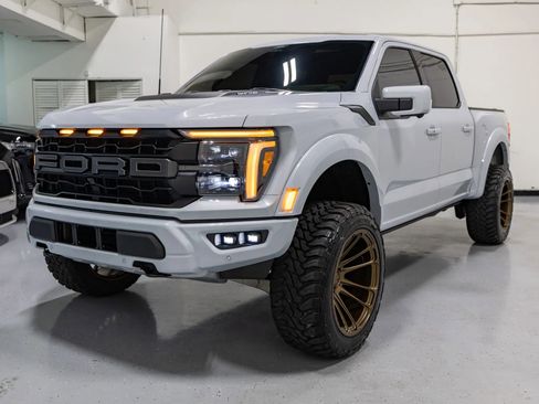Used 2025 Ford F150 Raptor AWD/4WD image 2