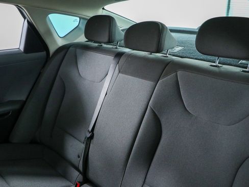 Used 2025 Kia K4 FWD image 24