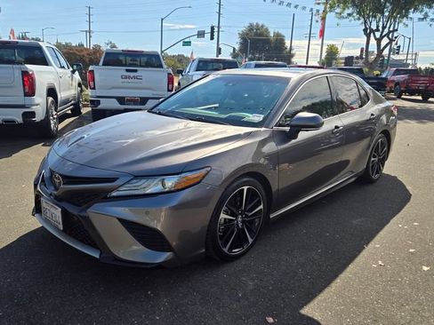 Used 2018 Toyota Camry XSE w/ Driver Assist Package FWD image 8