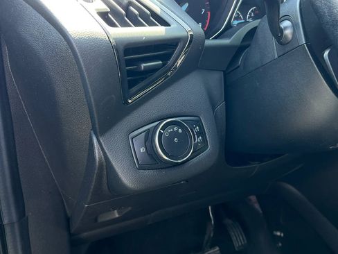 Used 2014 Ford Escape Titanium image 25