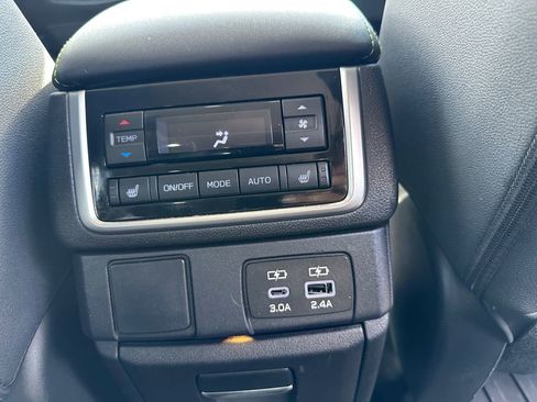 Used 2023 Subaru Ascent Onyx Edition Limited image 16