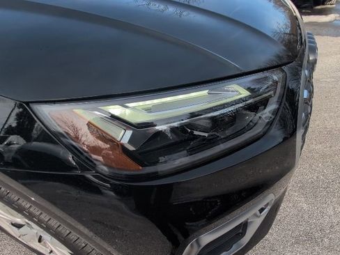 Used 2025 Audi Q5 2.0T Premium Plus w/ Premium Plus Package image 9