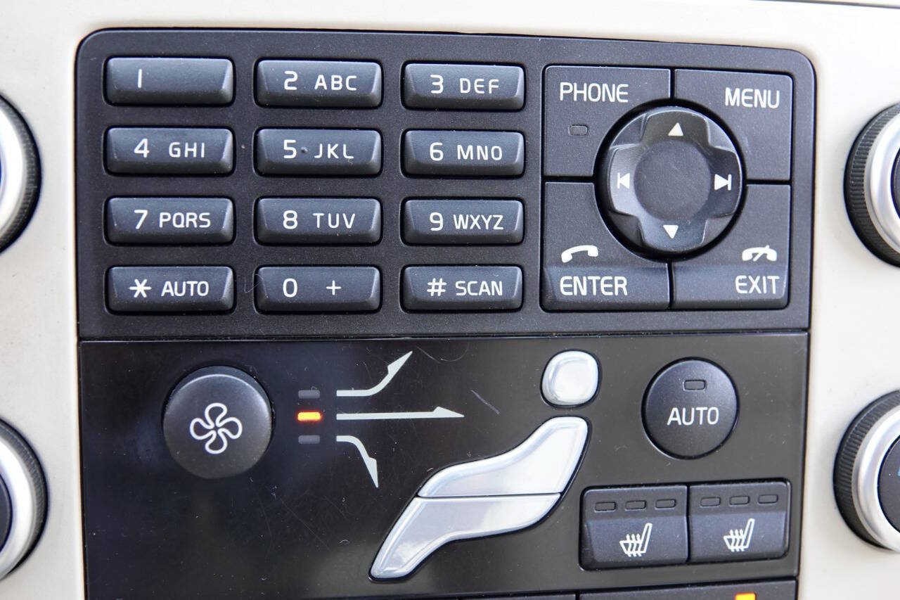 Used 2010 Volvo XC70 T6 AWD/4WD image 74