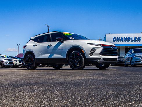 Used 2023 Chevrolet Blazer LT w/ Sound & Technology Package image 9