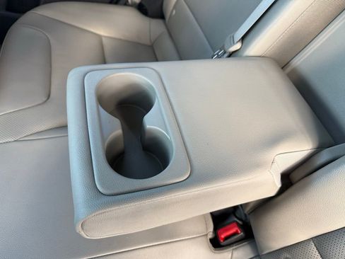 Certified 2022 Kia Niro EX Premium image 25