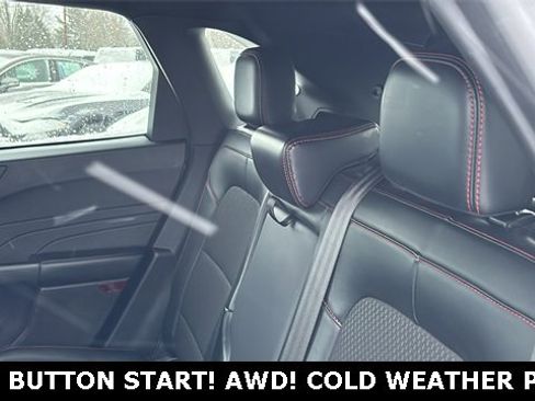 Used 2024 Ford Escape ST-Line image 24