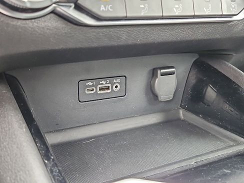 Used 2024 Nissan Altima 2.5 SV image 28