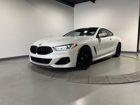 Used 2019 BMW M850i xDrive Coupe w/ Comfort Seating Package AWD/4WD image 2