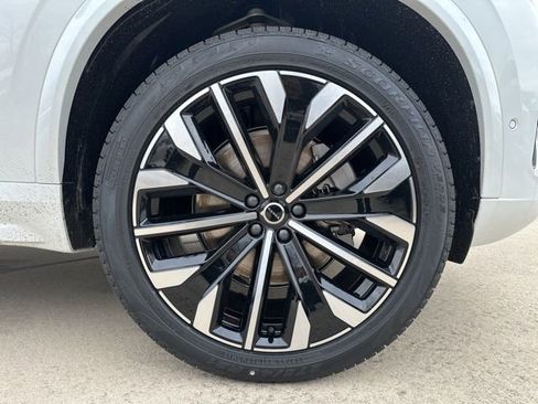 New 2026 Volvo XC90 B6 Ultra w/ Protection Package Premier image 9