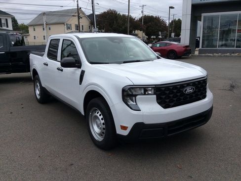 New 2025 Ford Maverick XL w/ Equipment Group 101A image 18