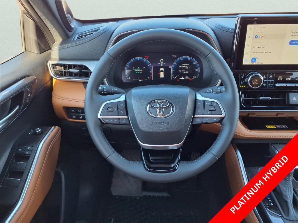 Used 2026 Toyota Highlander Platinum AWD/4WD image 14