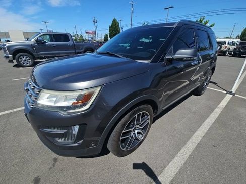 Used 2016 Ford Explorer Limited w/ Equipment Group 301A AWD/4WD image 5