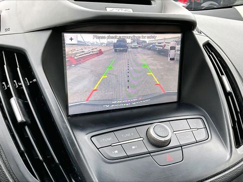 Used 2017 Ford Escape SE w/ SE Leather Comfort Package image 29