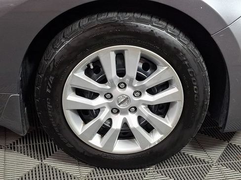 Used 2018 Nissan Altima 2.5 S w/ S Convenience Package FWD image 11