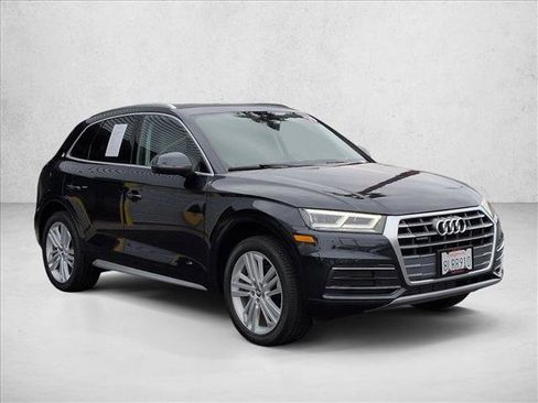 Used 2019 Audi Q5 2.0T Premium Plus w/ Premium Plus Package image 3
