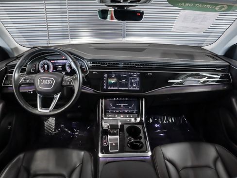 Used 2023 Audi Q8 Premium w/ Convenience Package AWD/4WD image 10