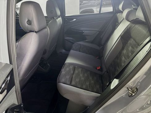 Used 2021 Volkswagen ID.4 Pro image 20