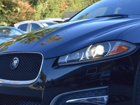 Used 2013 Jaguar XF 3.0 image 13