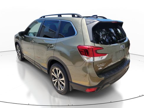 Used 2024 Subaru Forester Limited AWD/4WD image 5