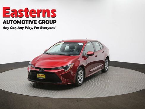 Used 2025 Toyota Corolla LE FWD image 54