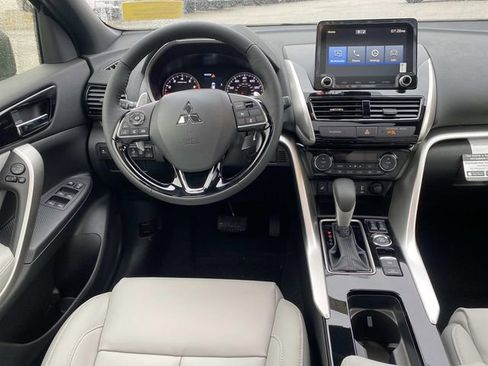 New 2026 Mitsubishi Eclipse Cross SEL image 9