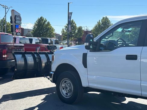 Used 2022 Ford F250 XL w/ Power Equipment Group AWD/4WD image 6
