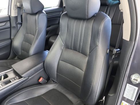 Used 2018 Honda Accord EX-L image 19