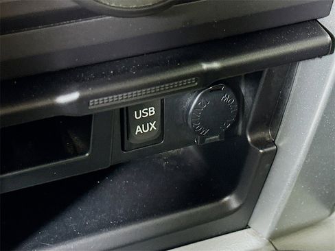 Used 2013 Toyota 4Runner SR5 image 28