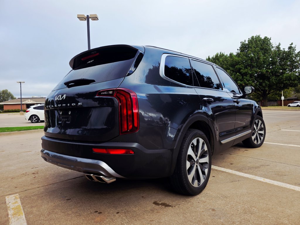 Used 2022 Kia Telluride S AWD/4WD image 14
