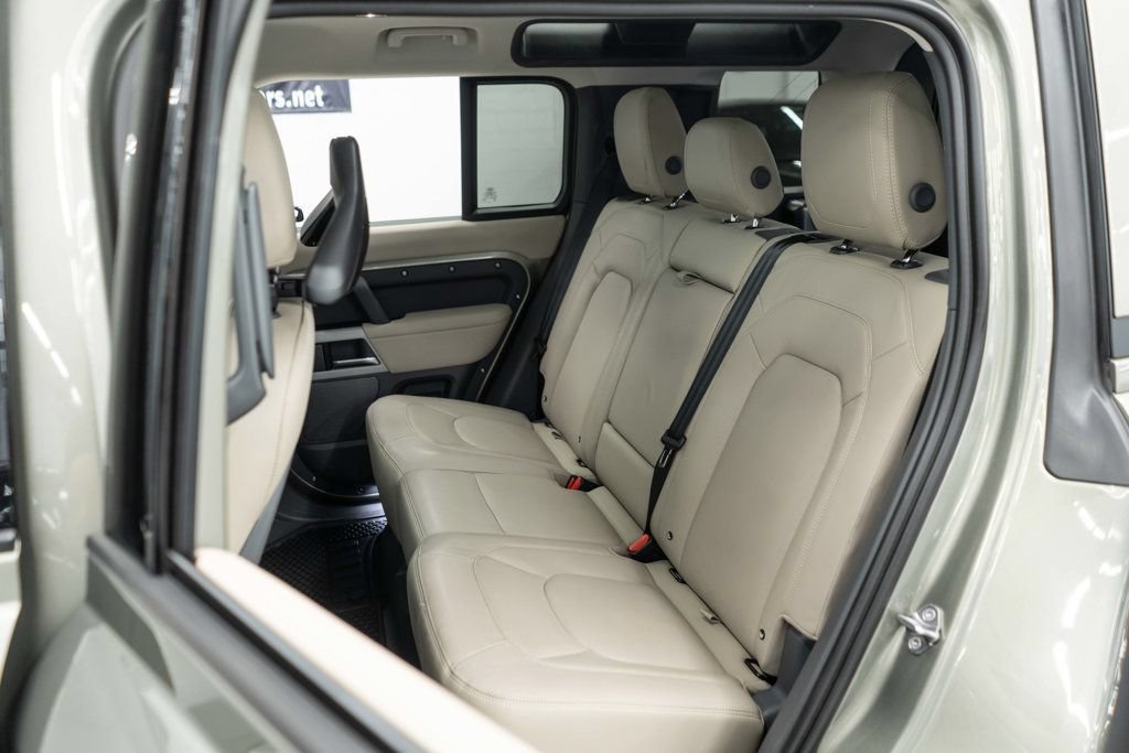Used 2024 Land Rover Defender 110 S AWD/4WD image 15