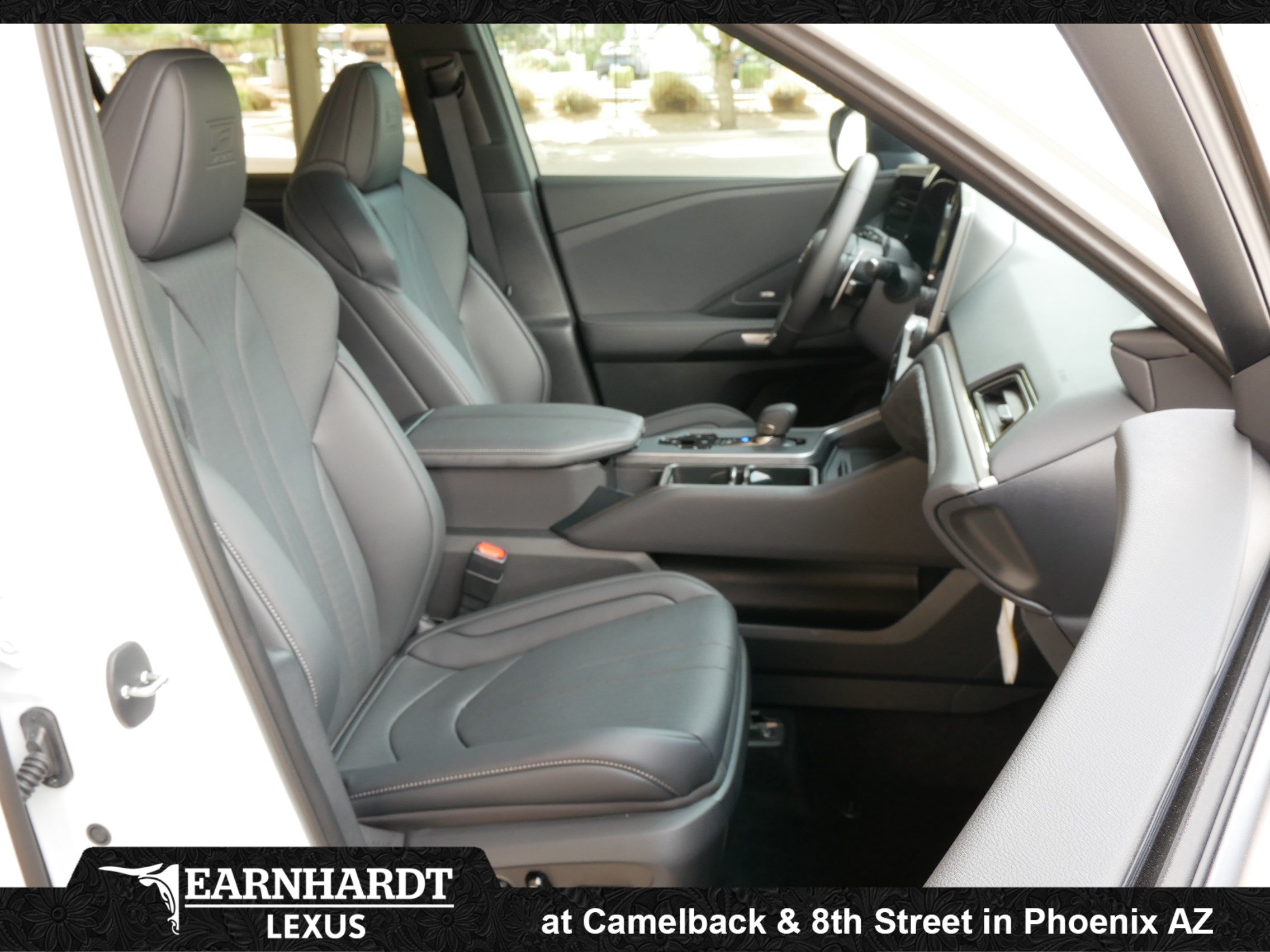 New 2026 Lexus TX 500h AWD w/ Technology Package image 6