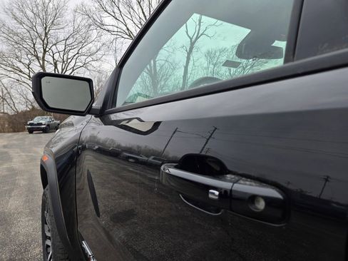 New 2025 GMC Canyon AT4 w/ Nightfall Edition image 26