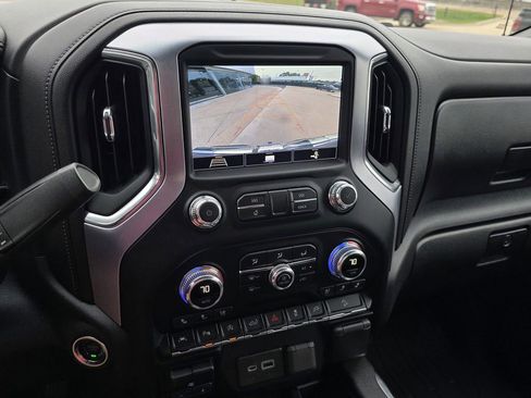 Used 2020 GMC Sierra 1500 SLT w/ SLT Premium Plus Package AWD/4WD image 16