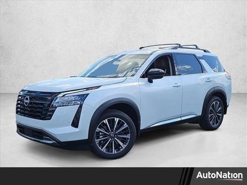 New 2026 Nissan Pathfinder Platinum image 1
