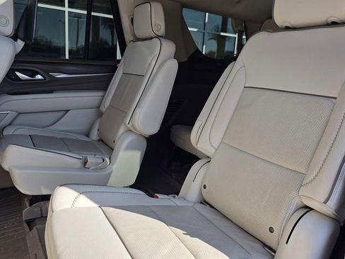 Used 2021 GMC Yukon Denali w/ Denali Ultimate Package image 10