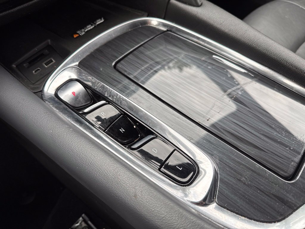 Used 2023 Buick Enclave Essence FWD image 22
