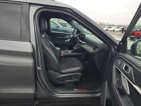 Certified 2025 Ford Explorer ST image 7