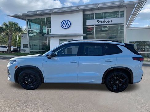 New 2026 Volkswagen Tiguan SE R-Line image 7