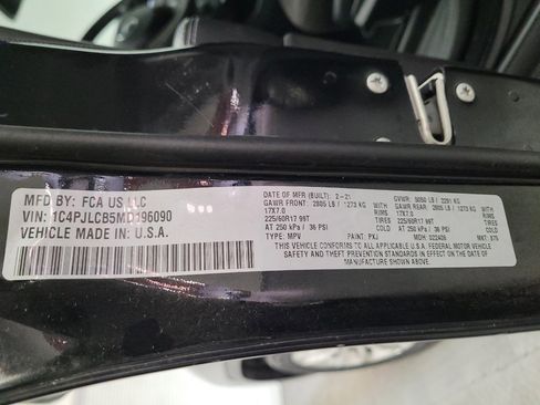 Used 2021 Jeep Cherokee Latitude FWD image 33
