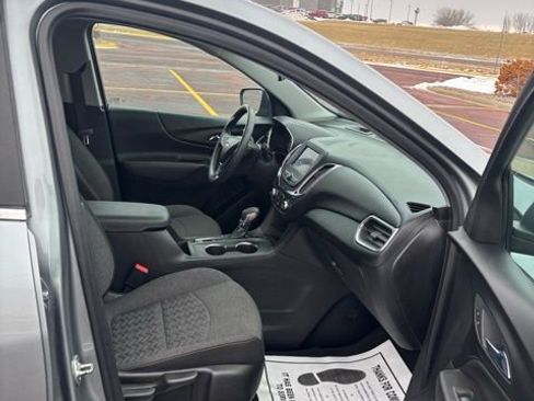 Used 2023 Chevrolet Equinox LT image 15