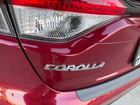 Used 2025 Toyota Corolla LE FWD image 13